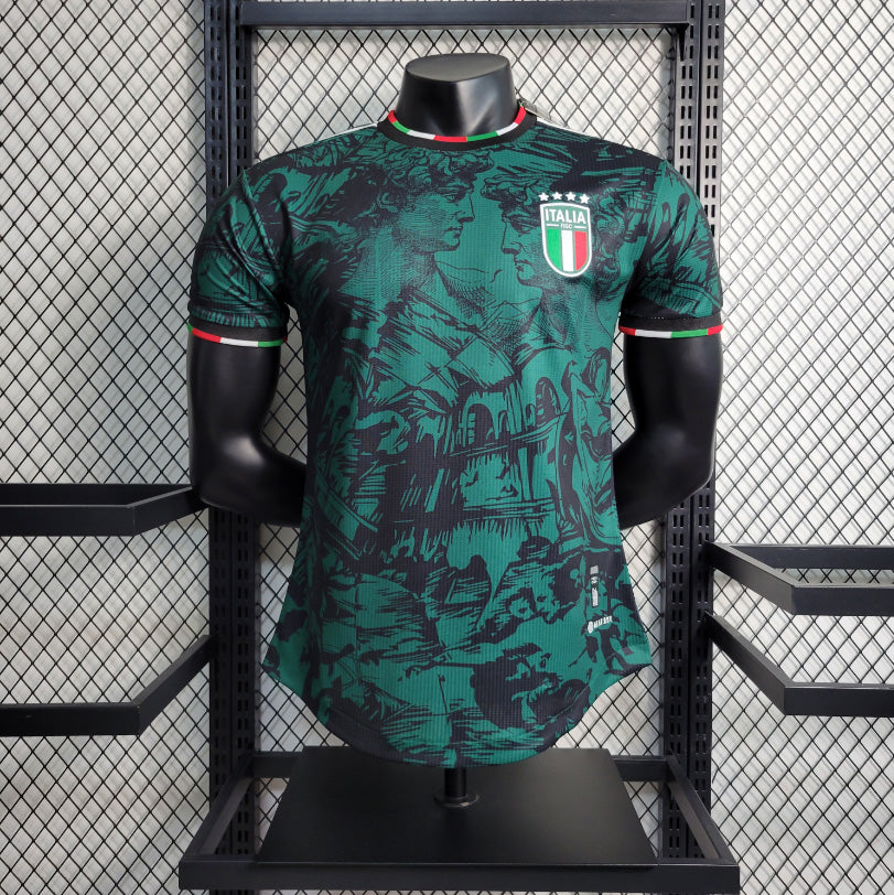 Maillot Italie concept graphique 2024/2025 Fan – vue de face sur mannequin noir