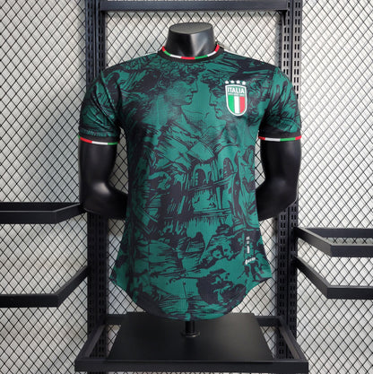 Maillot Italie concept graphique 2024/2025 Fan – vue de face sur mannequin noir
