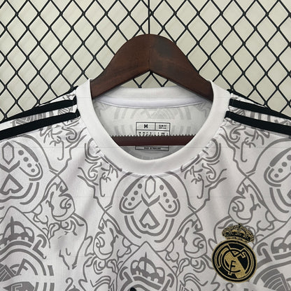 Real Madrid – Maillot Concept Blanc – 2024/2025 – Version Fan
