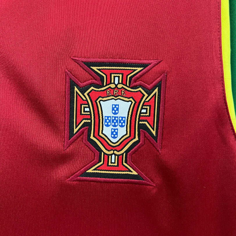 Portugal – Maillot Domicile Rétro – 2004 – Version Fan