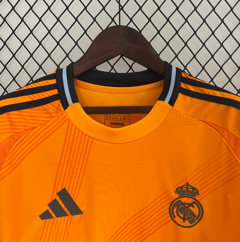 Real Madrid – Maillot Extérieur – 2024/2025 – Version Fan