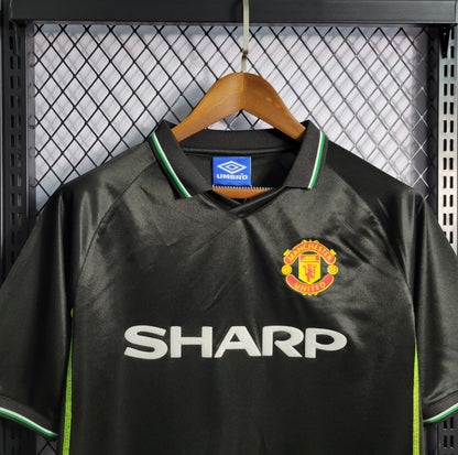Manchester United – Maillot Extérieur Rétro Noir – 1998/1999 – Version Fan
