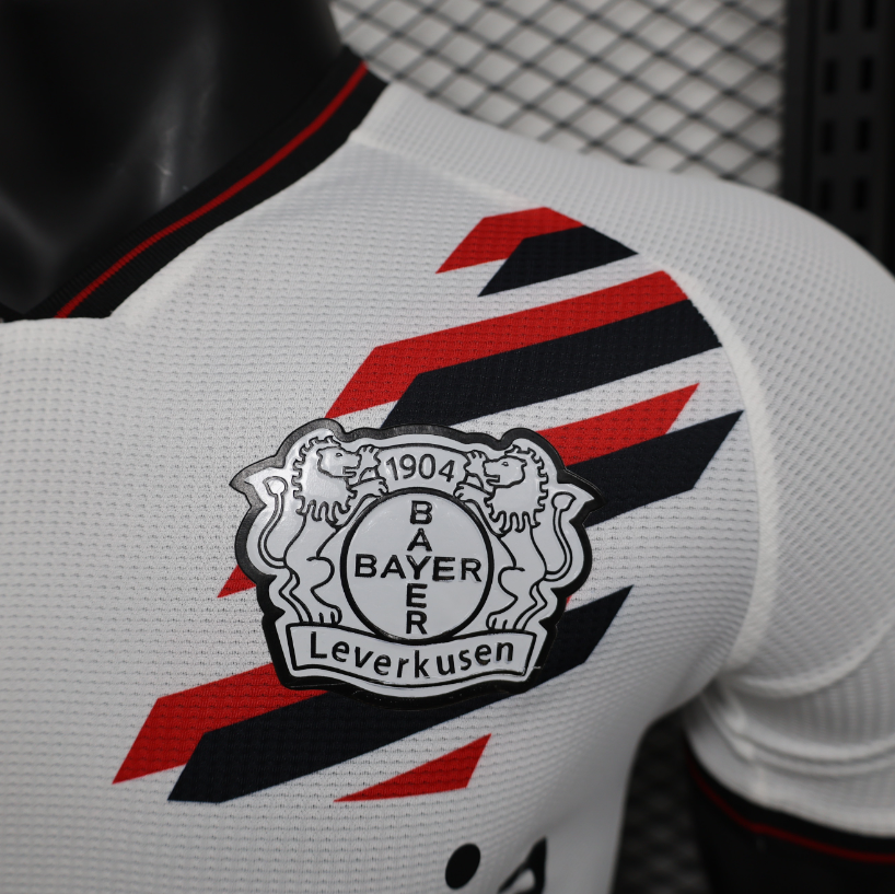 Bayer 04 Leverkusen – Maillot Extérieur – 2024/2025 – Version Fan
