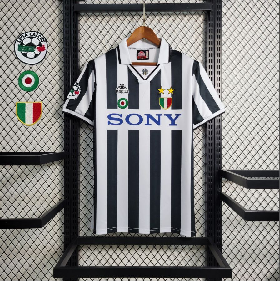 Juventus – Maillot Domicile Rétro – 1997/1998 – Version Player
