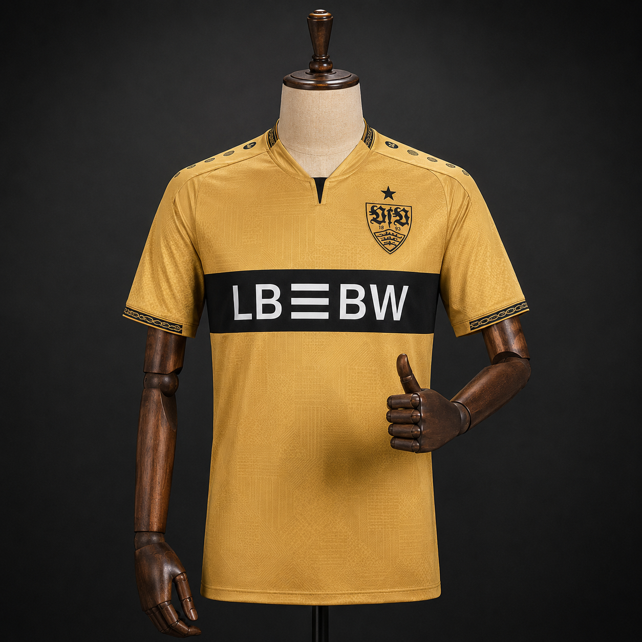VfB Stuttgart maillot doré Fan face